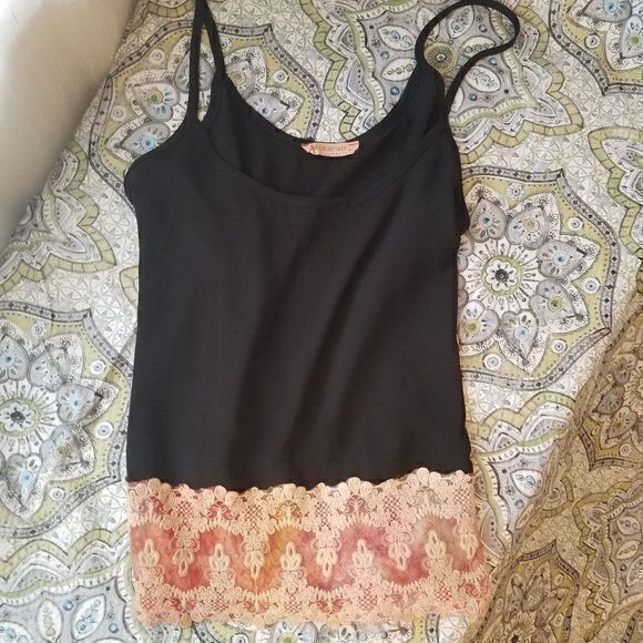 Haute Society Black‎ with Peach Lace Tank Size L - Picture 3 of 5